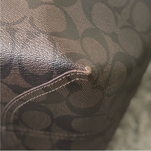 COACH Reversible Brown/Old Rose Signature Coated Canvas Leather City Tote - Picture 5 of 15